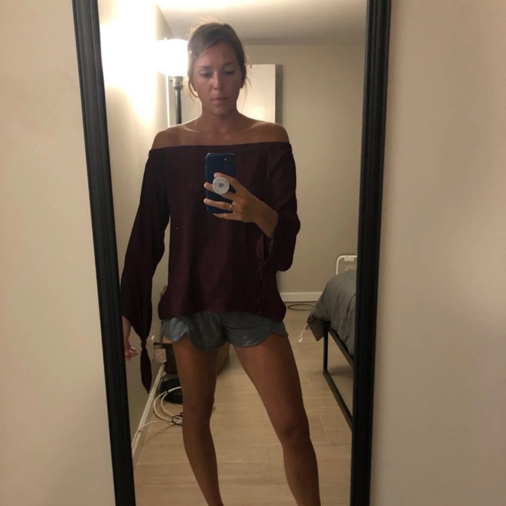 dRA off the shoulder shirt